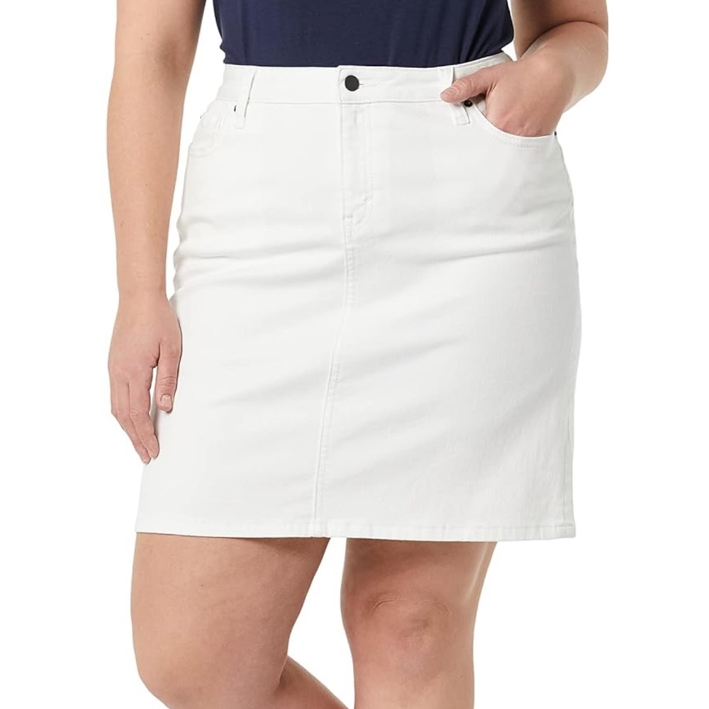 Amazon Essentials Women's Classic 5-Pocket Denim Skirt New With Tags Size 8